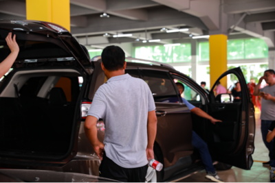 完善服务，推动消费升级 东莞东桥二手车市场盛大开业引领行业新风尚